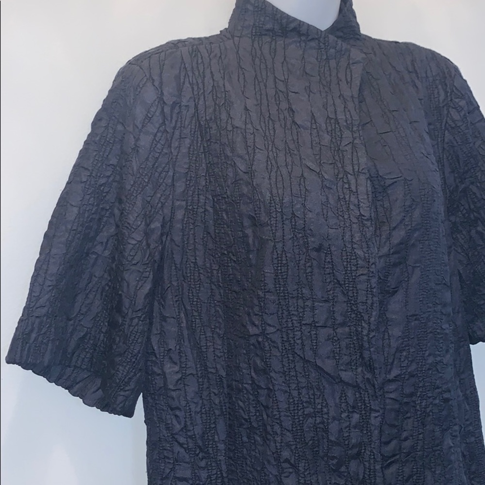 EILEEN FISHER Silk Crinkled Button Down